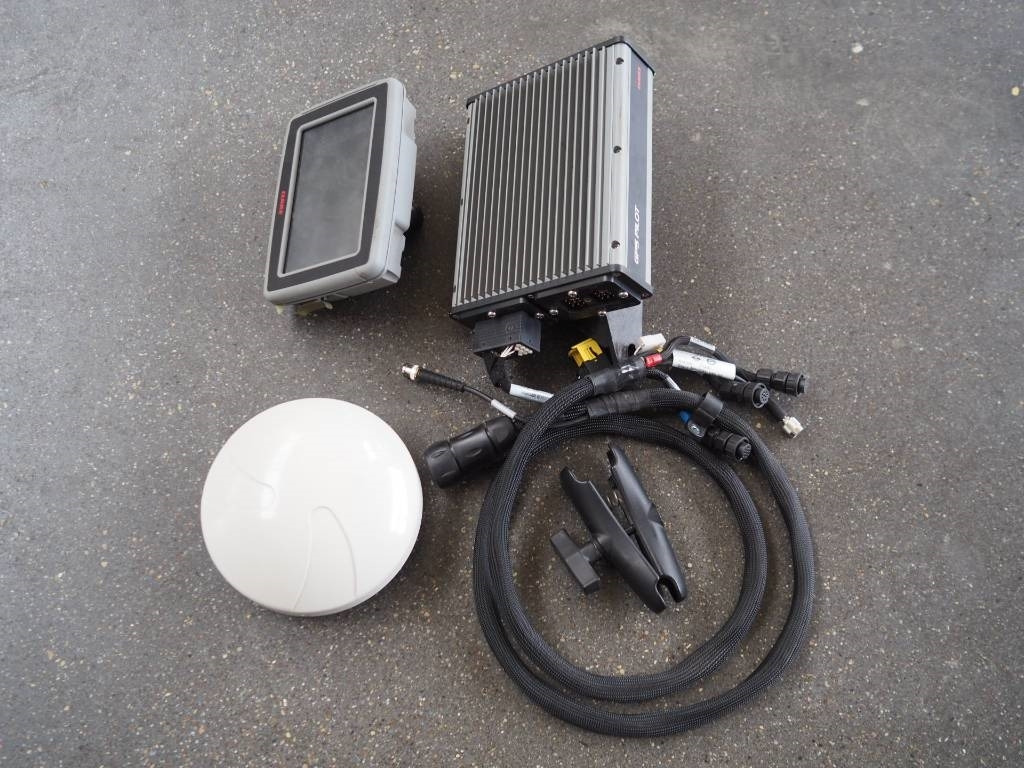 Claas - GPS S7, RTK NET - Electrical system for Agricultural machinery: picture 2 Claas - GPS S7, RTK NET - Electrical system for Agricultural machinery: picture 2