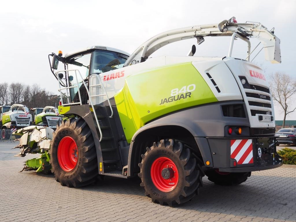 Claas Jaguar 840 4WD + Orbis 450 - Forage harvester: picture 2 Claas Jaguar 840 4WD + Orbis 450 - Forage harvester: picture 2