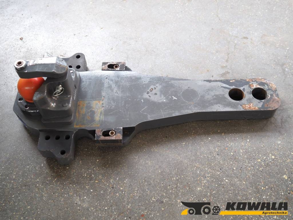 Claas Xerion - bumper hitch K80 - Body and exterior for Agricultural machinery: picture 1 Claas Xerion - bumper hitch K80 - Body and exterior for Agricultural machinery: picture 1