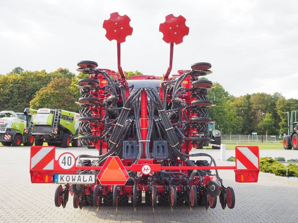 Horsch Focus 6 TD - Combine seed drill: picture 3 Horsch Focus 6 TD - Combine seed drill: picture 3