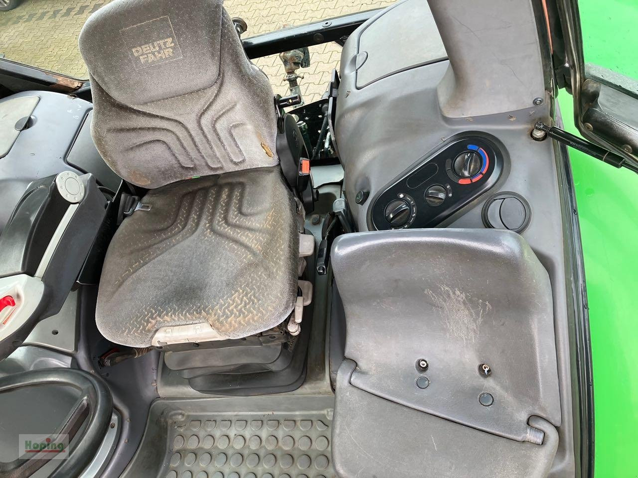 Farm tractor Deutz-Fahr M650: picture 15 Farm tractor Deutz-Fahr M650: picture 15