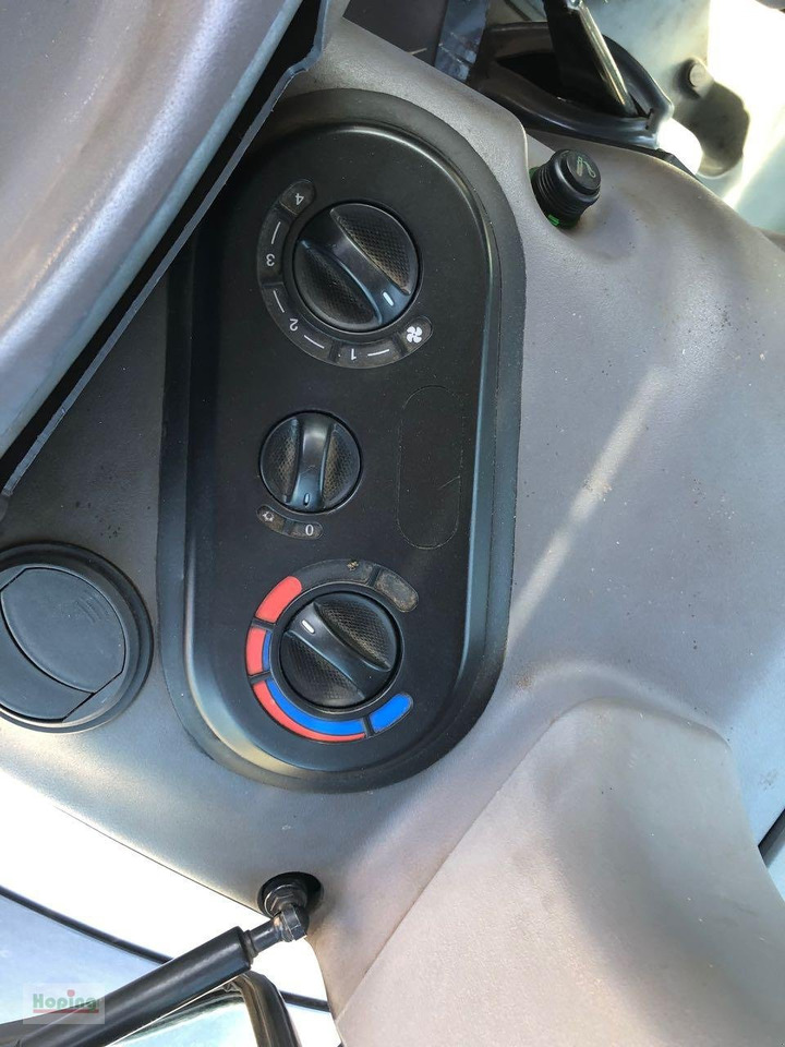 Farm tractor Lamborghini R6 160: picture 17