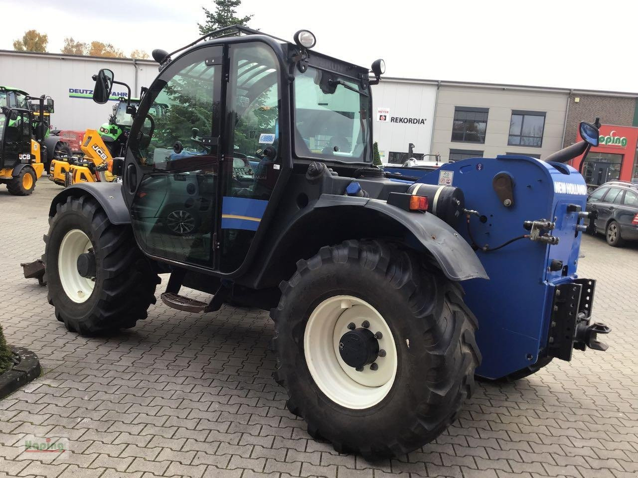 New Holland LM 742 - Telescopic handler: picture 5 New Holland LM 742 - Telescopic handler: picture 5