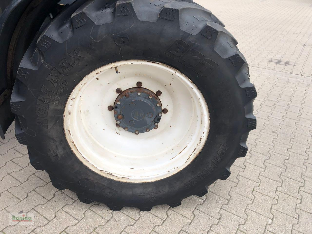 New Holland TSA 115 - Farm tractor: picture 5 New Holland TSA 115 - Farm tractor: picture 5