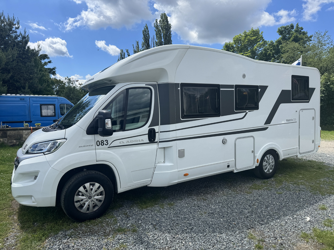 Semi-integrated motorhome ADRIA Matrix 670 SL: picture 10