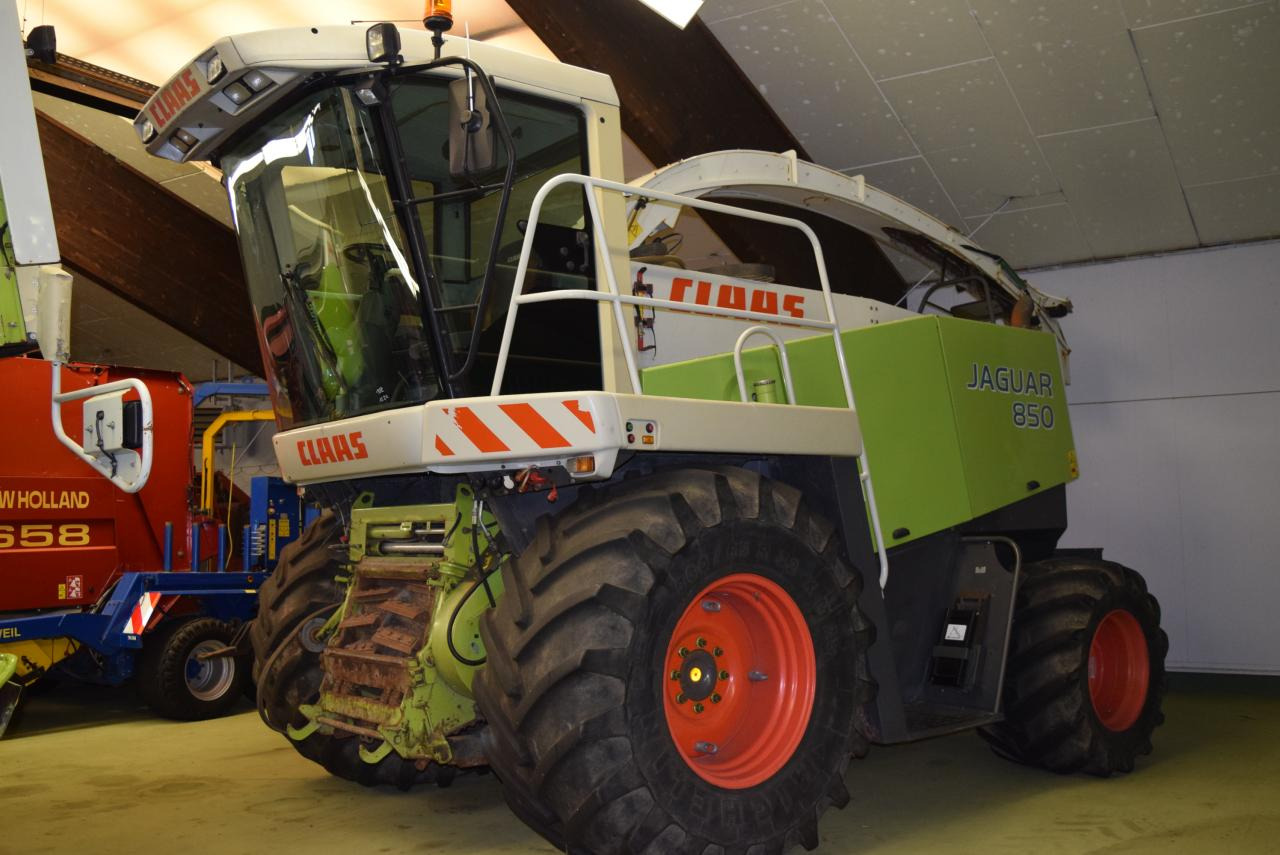 CLAAS Jaguar 850 - Forage harvester: picture 2 CLAAS Jaguar 850 - Forage harvester: picture 2