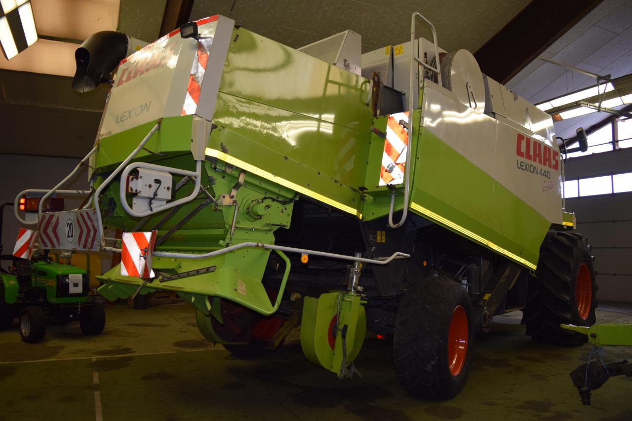 Combine harvester CLAAS Lexion 440 Evolution: picture 6