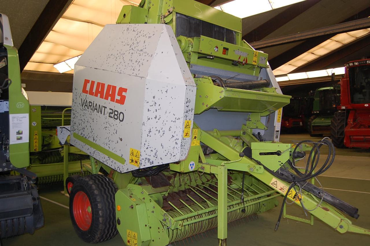 CLAAS Variant 280 - Round baler: picture 2 CLAAS Variant 280 - Round baler: picture 2