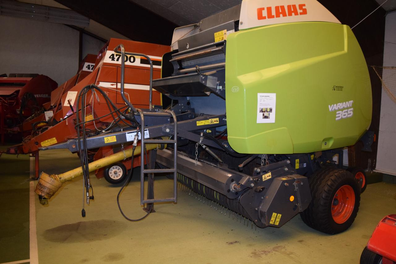 CLAAS Variant 365 RC - Round baler: picture 1 CLAAS Variant 365 RC - Round baler: picture 1