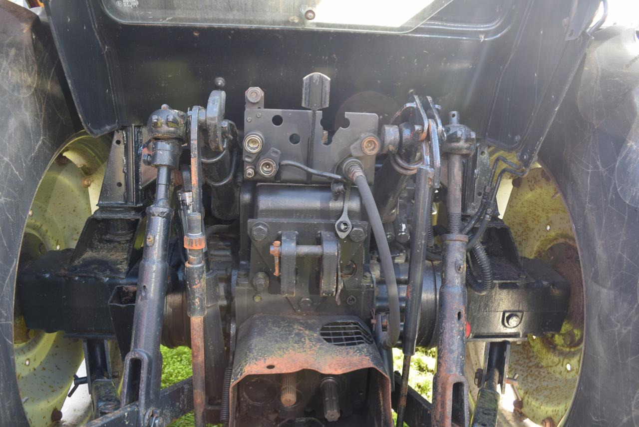 Case-IH 844 XLN - Farm tractor: picture 5 Case-IH 844 XLN - Farm tractor: picture 5