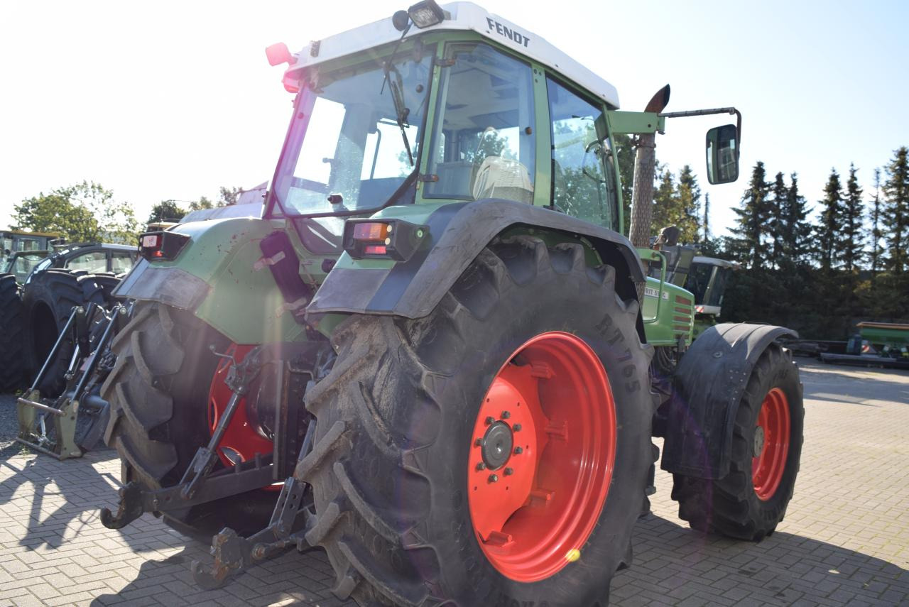 Fendt Favorit 512 - Farm tractor: picture 4 Fendt Favorit 512 - Farm tractor: picture 4