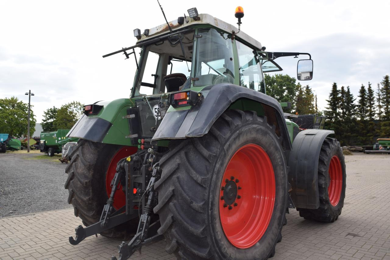 Fendt Favorit 822 - Farm tractor: picture 5 Fendt Favorit 822 - Farm tractor: picture 5