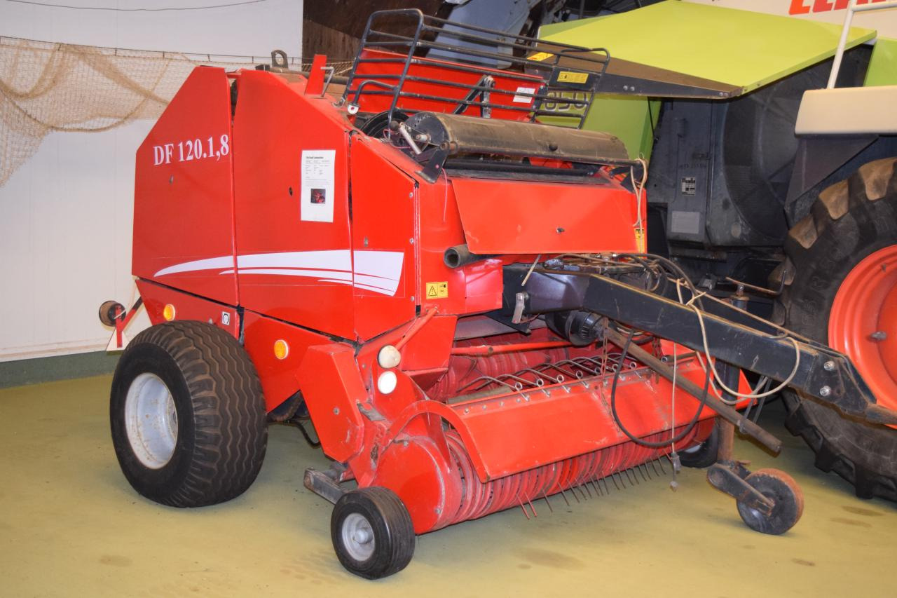 Unia DF 120.1.8 - Round baler: picture 1 Unia DF 120.1.8 - Round baler: picture 1