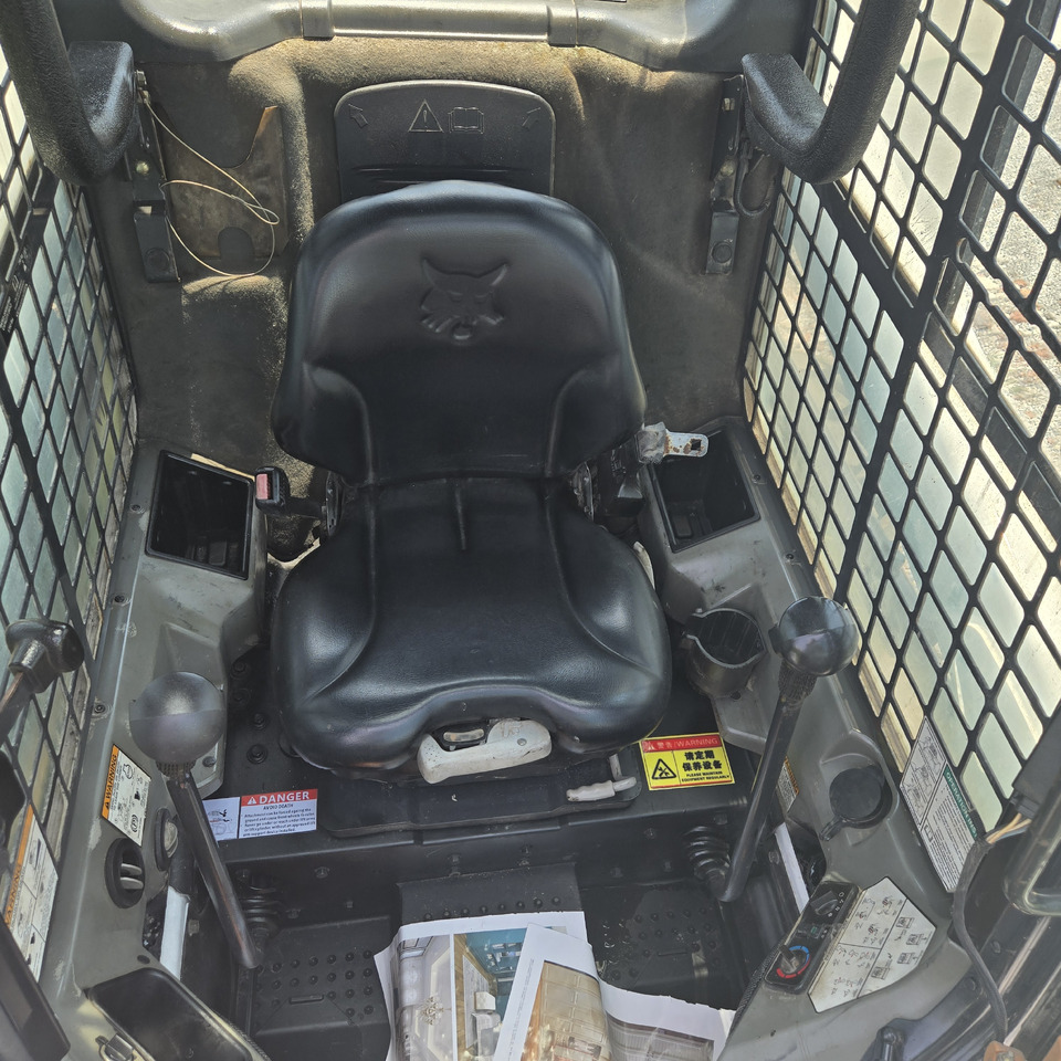 Skid steer loader BOBCAT S550: picture 7