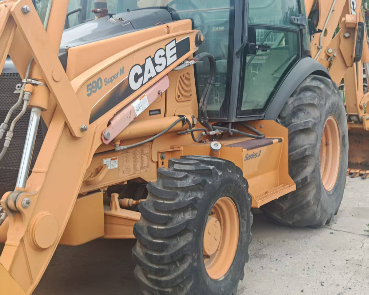 CASE 590 - Backhoe loader: picture 5 CASE 590 - Backhoe loader: picture 5