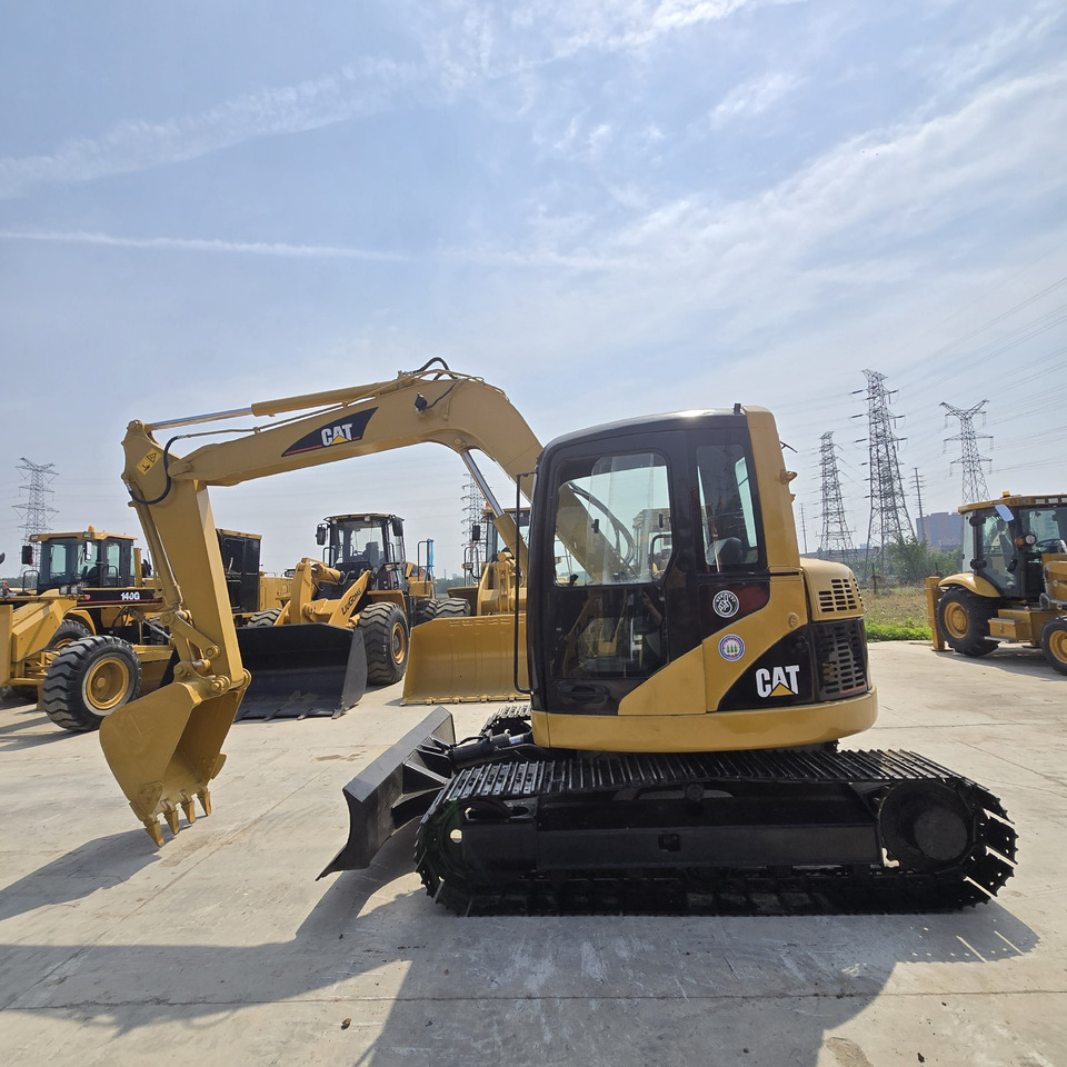 CATERPILLAR 308CCR - Mini excavator: picture 1 CATERPILLAR 308CCR - Mini excavator: picture 1