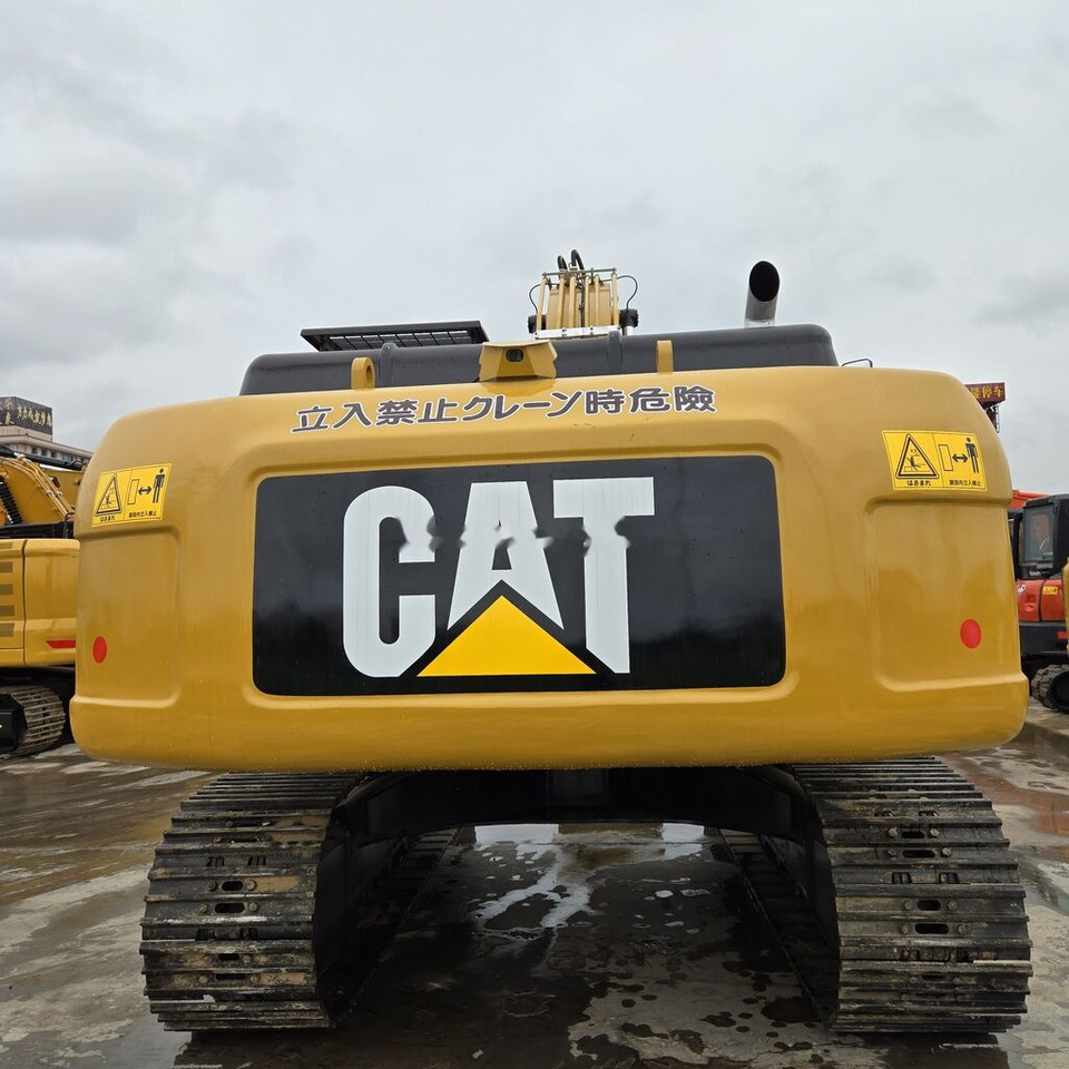 Caterpillar 330D2 - Crawler excavator: picture 2 Caterpillar 330D2 - Crawler excavator: picture 2