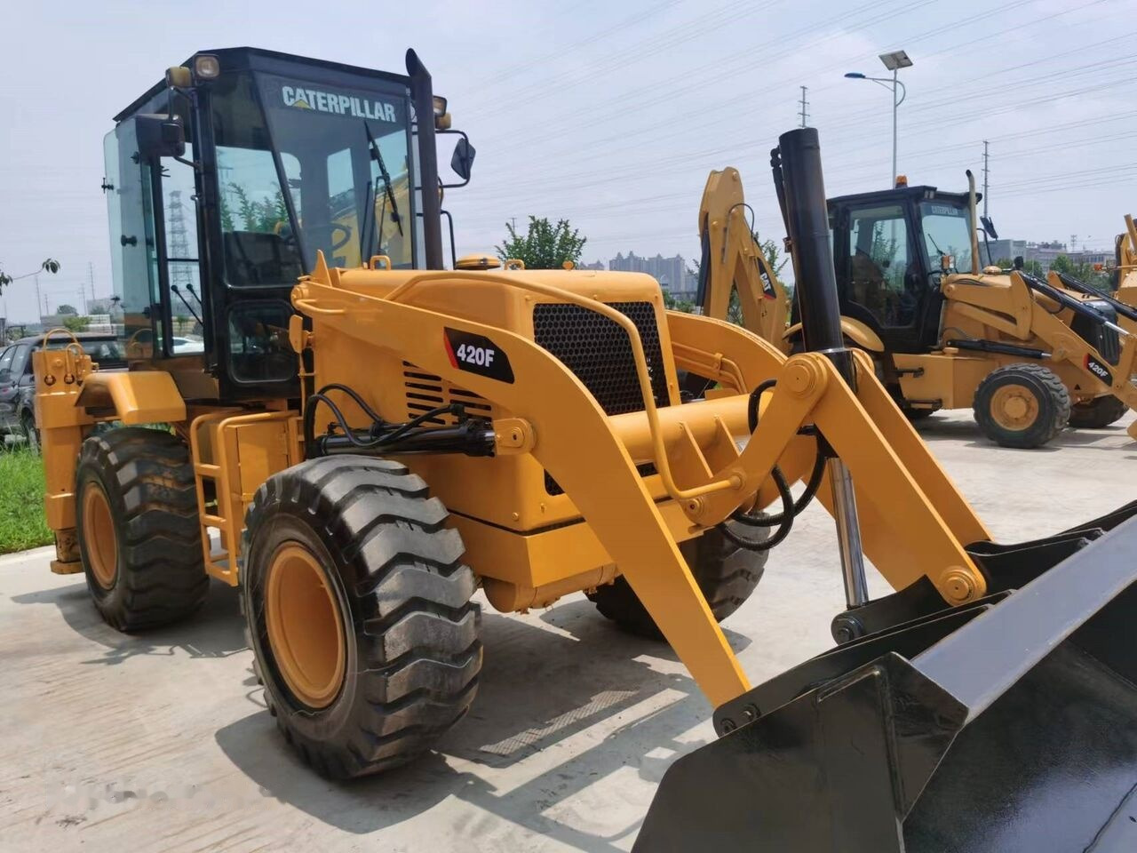 Caterpillar 420F - Backhoe loader: picture 4 Caterpillar 420F - Backhoe loader: picture 4
