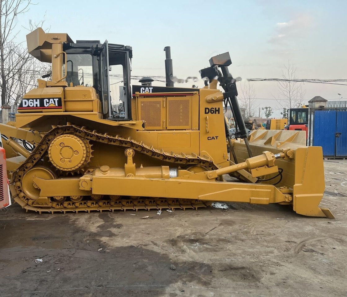 Caterpillar D6H - Bulldozer: picture 5 Caterpillar D6H - Bulldozer: picture 5