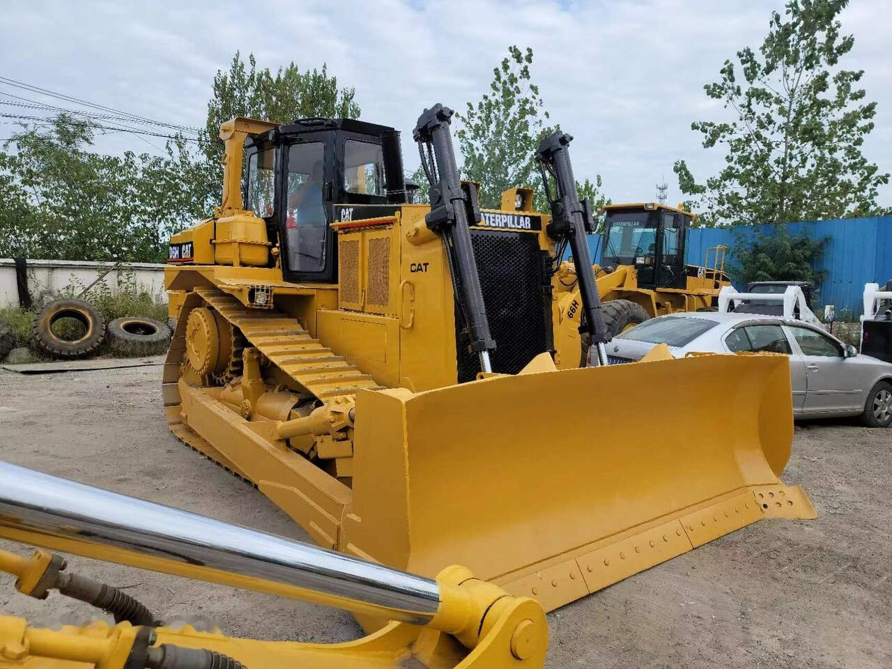 Caterpillar D6H - Bulldozer: picture 4 Caterpillar D6H - Bulldozer: picture 4