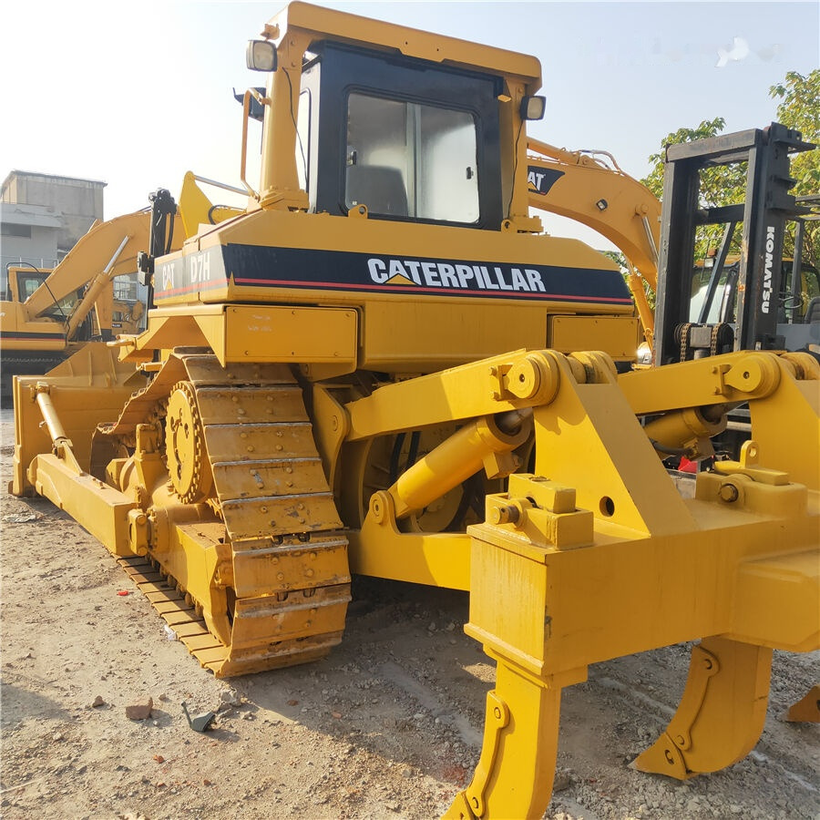 Caterpillar D7H - Bulldozer: picture 4 Caterpillar D7H - Bulldozer: picture 4