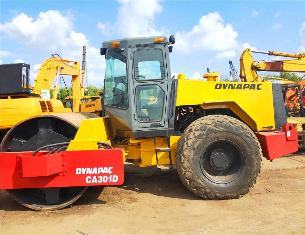 Dynapac CA 301 D - Compactor: picture 4 Dynapac CA 301 D - Compactor: picture 4