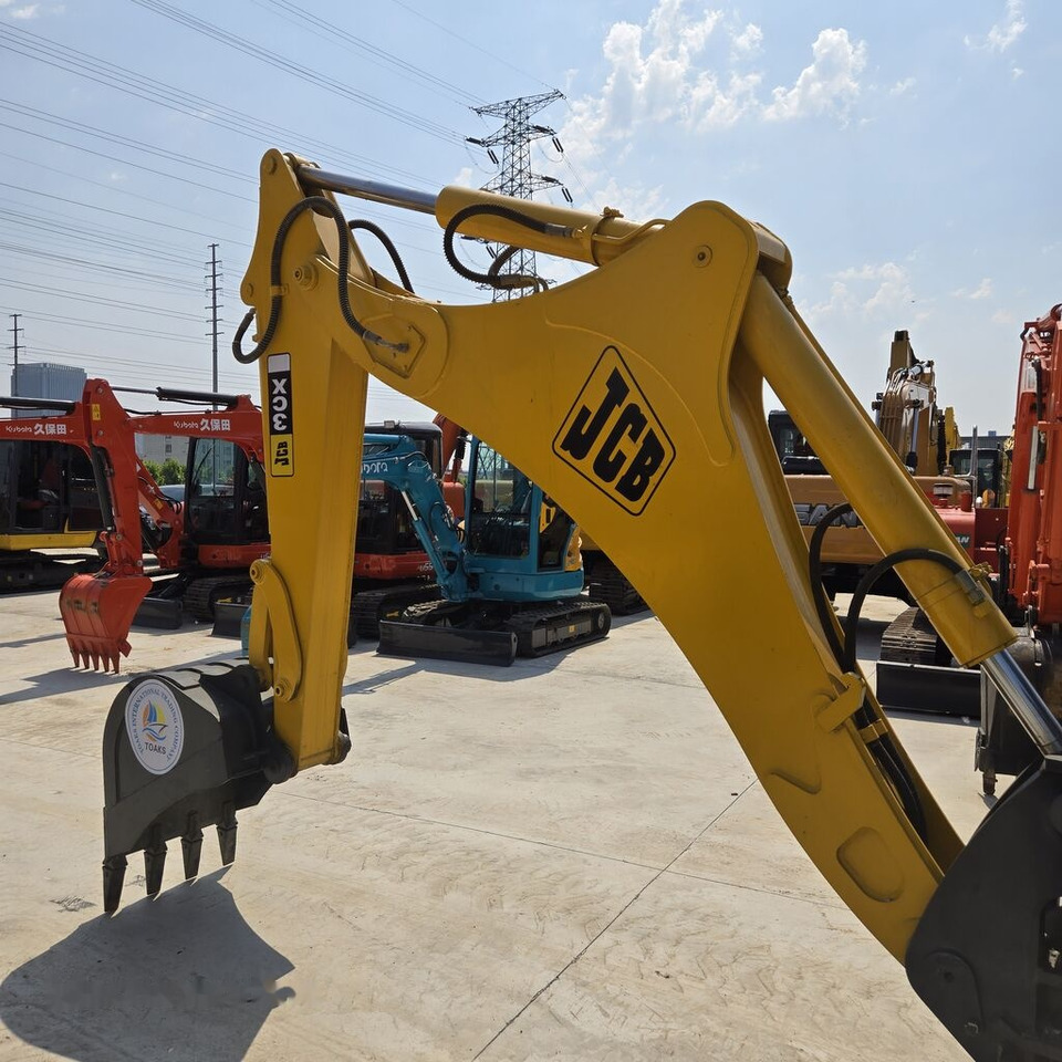 JCB 3CX - Backhoe loader: picture 1 JCB 3CX - Backhoe loader: picture 1