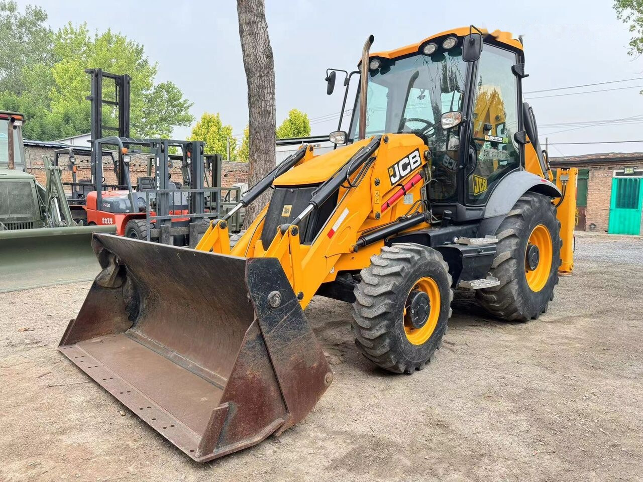 Backhoe loader JCB 3CX Telescopic Arm Plus Four in One Bucket: picture 11