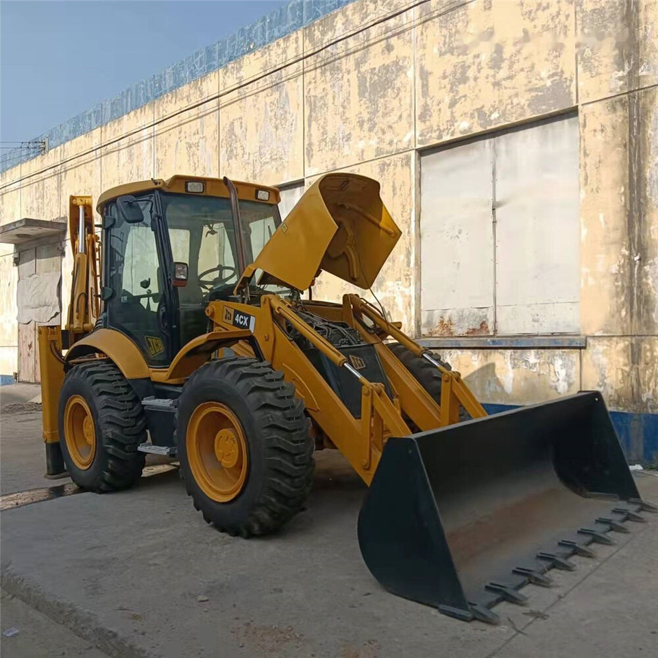 JCB 4CX - Backhoe loader: picture 3 JCB 4CX - Backhoe loader: picture 3