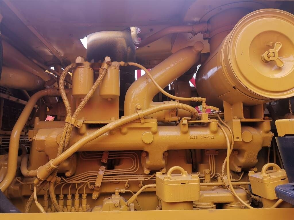 Komatsu D155A-2 - Bulldozer: picture 5 Komatsu D155A-2 - Bulldozer: picture 5