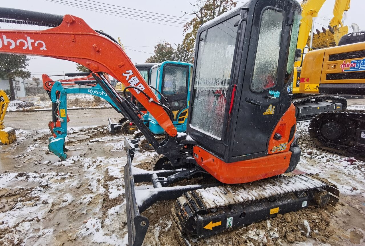Kubota U35 - Mini excavator: picture 2 Kubota U35 - Mini excavator: picture 2