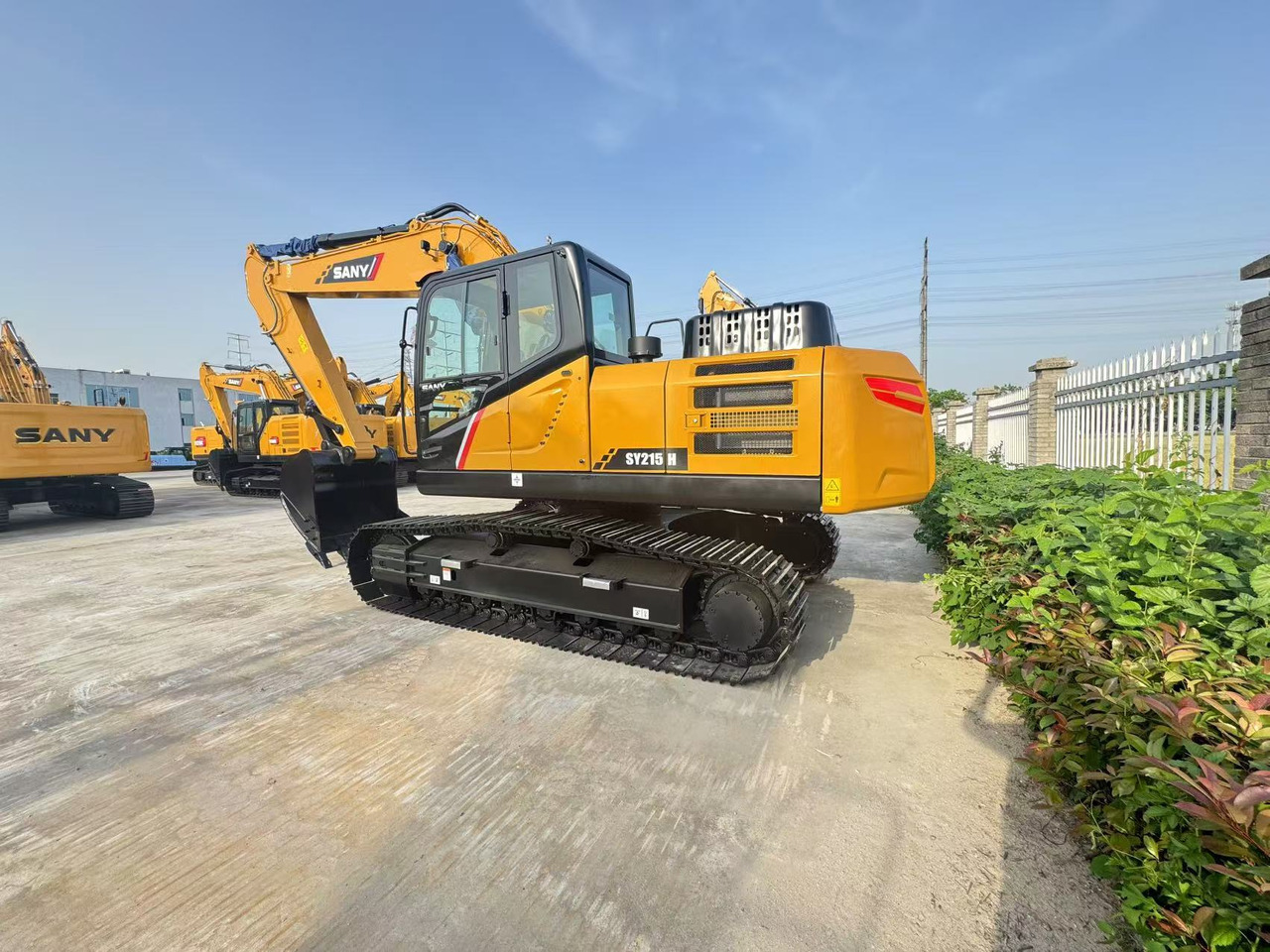 Crawler excavator SANY SY215: picture 8