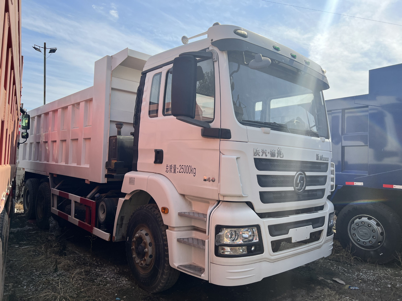 SHACMAN M3000 - Tipper: picture 1 SHACMAN M3000 - Tipper: picture 1