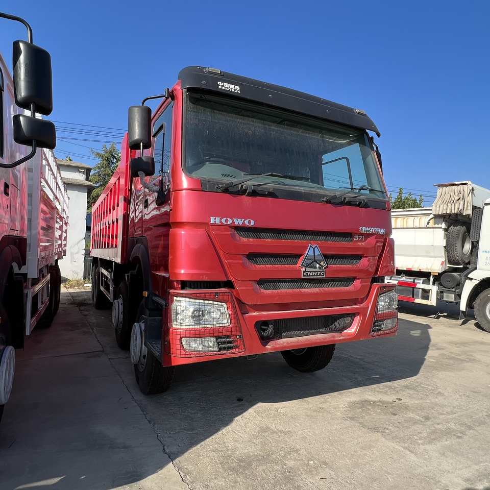 SINOTRUK HOWO - Tipper: picture 3 SINOTRUK HOWO - Tipper: picture 3