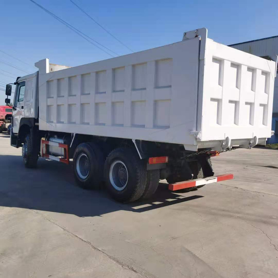 SINOTRUK HOWO - Tipper: picture 1 SINOTRUK HOWO - Tipper: picture 1