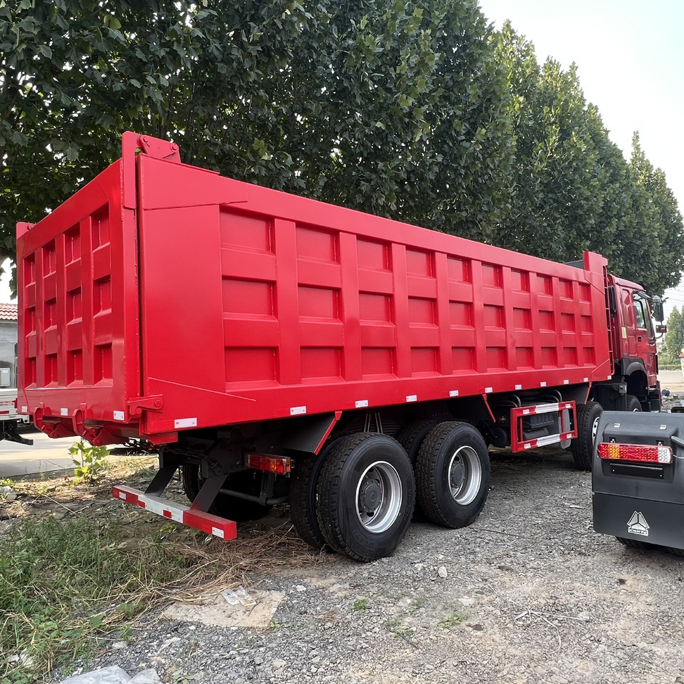 SINOTRUK HOWO - Tipper: picture 4 SINOTRUK HOWO - Tipper: picture 4