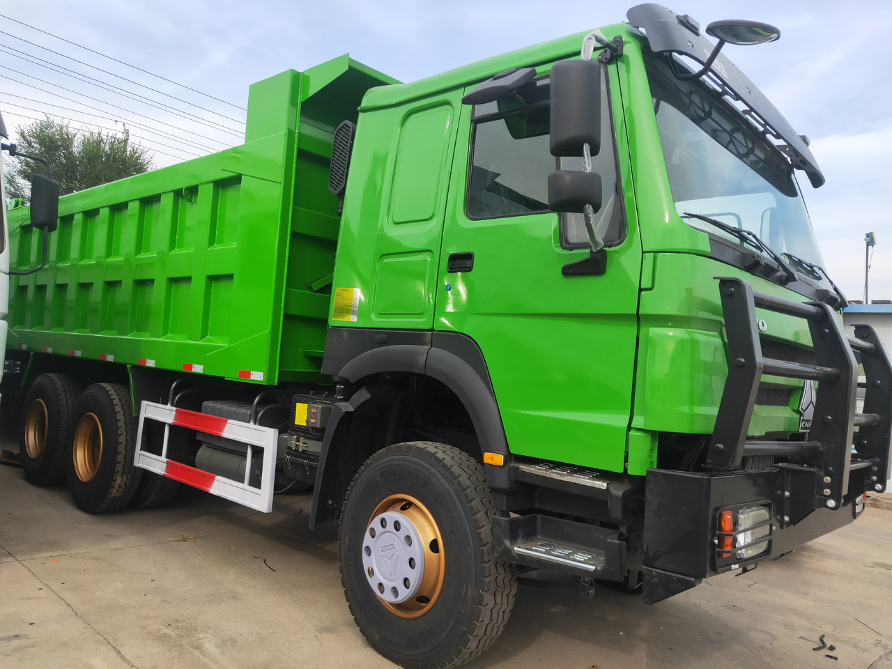 SINOTRUK Howo - Tipper: picture 3 SINOTRUK Howo - Tipper: picture 3