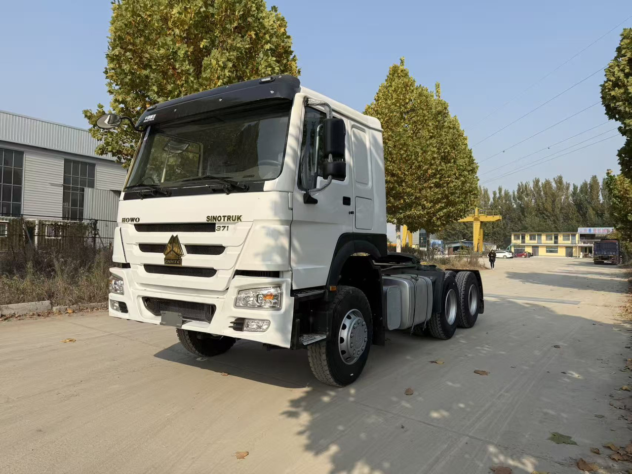 SINOTRUK Howo tractor head - Tractor unit: picture 1 SINOTRUK Howo tractor head - Tractor unit: picture 1