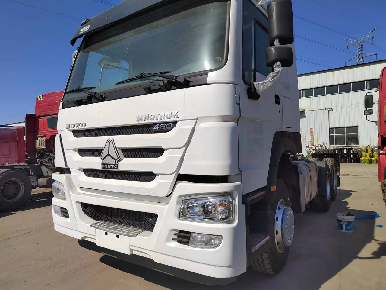 SINOTRUK Trailer head - Tractor unit: picture 5 SINOTRUK Trailer head - Tractor unit: picture 5