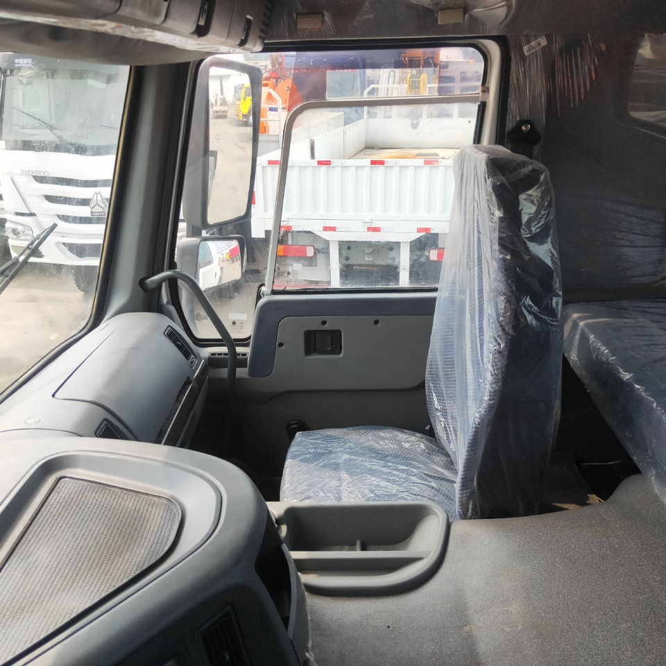 Leasing of SINOTRUK Trailer head SINOTRUK Trailer head: picture 9