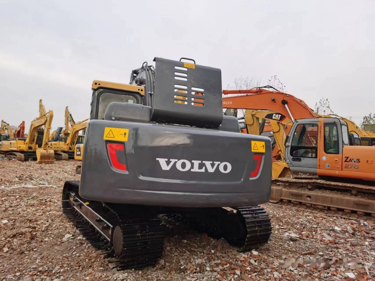 Volvo EC210 - Crawler excavator: picture 3 Volvo EC210 - Crawler excavator: picture 3