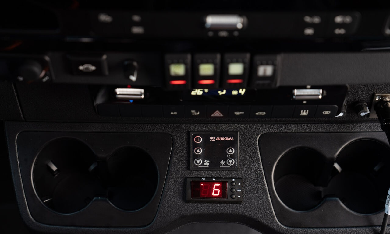 Minibus, Passenger van Mercedes-Benz Sprinter 519: picture 15