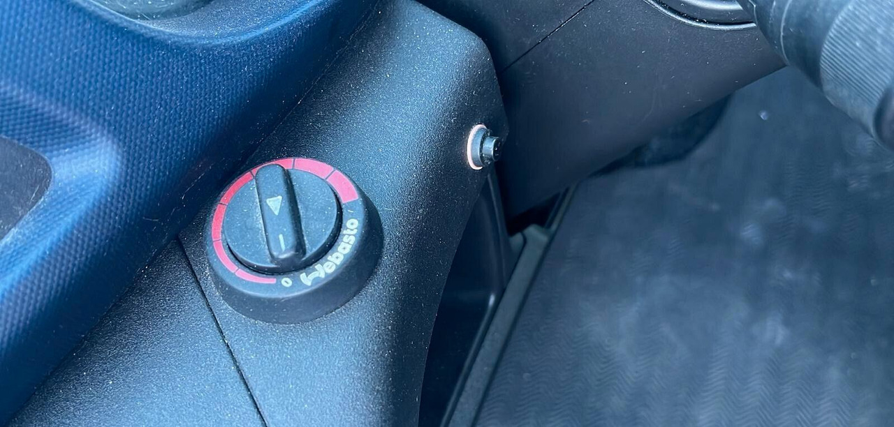 - Panel van: picture 5 - Panel van: picture 5