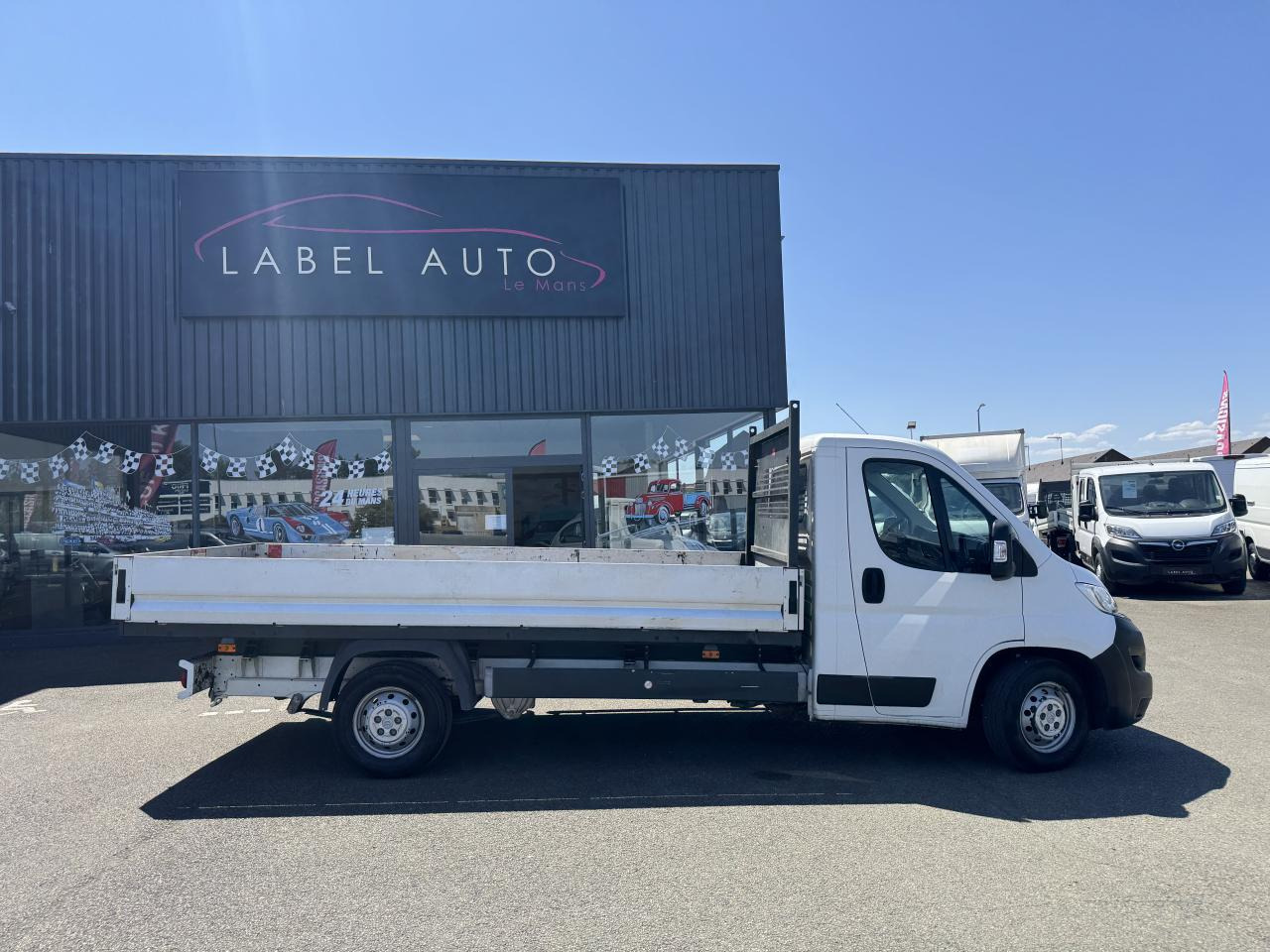 Flatbed van CITROEN CITROËN JUMPER 3T5 PLATEAU 4M20 2.2 HDI 140 CH CONTROL: picture 1