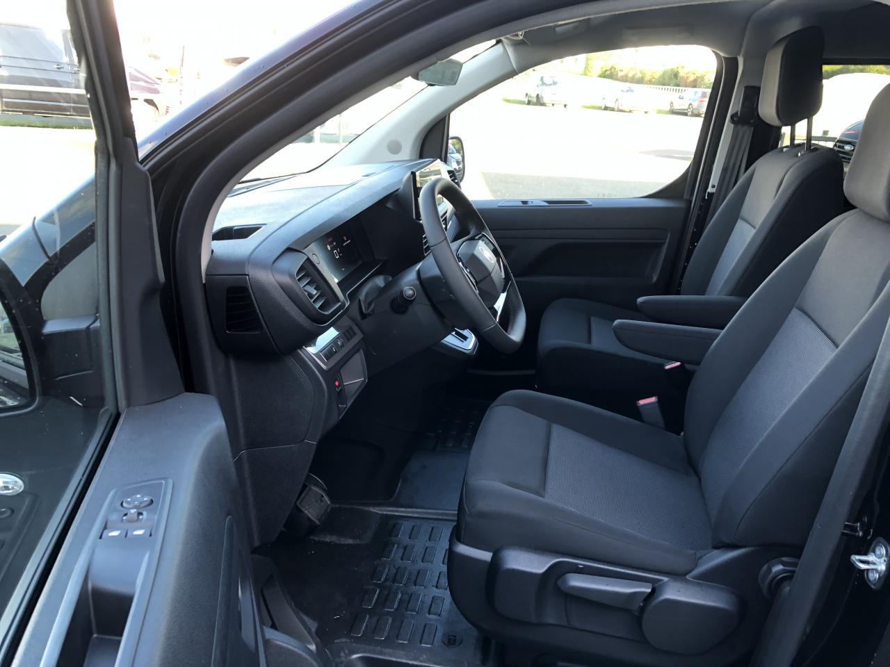 Panel van CITROEN Jumpy XL 2.0 BlueHDi - 180 S&S - BV EAT8  III CABINE APPROFONDIE Fixe PHASE 2 6 PLACES: picture 6