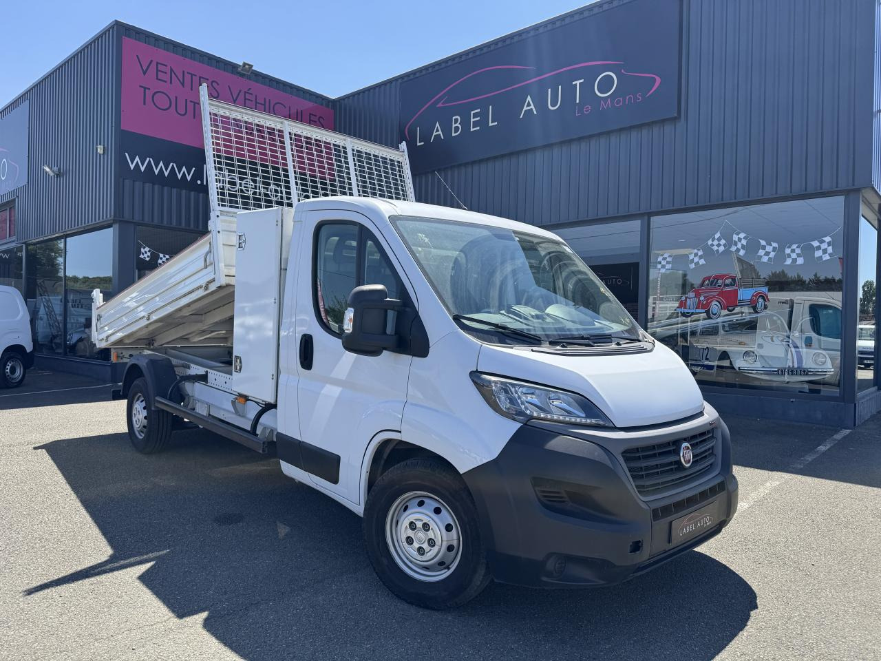 FIAT DUCATO 3T5 MAXI BENNE + COFFRE 2.3 JTD 160CH PACK PRO NAV - Tipper van: picture 2 FIAT DUCATO 3T5 MAXI BENNE + COFFRE 2.3 JTD 160CH PACK PRO NAV - Tipper van: picture 2
