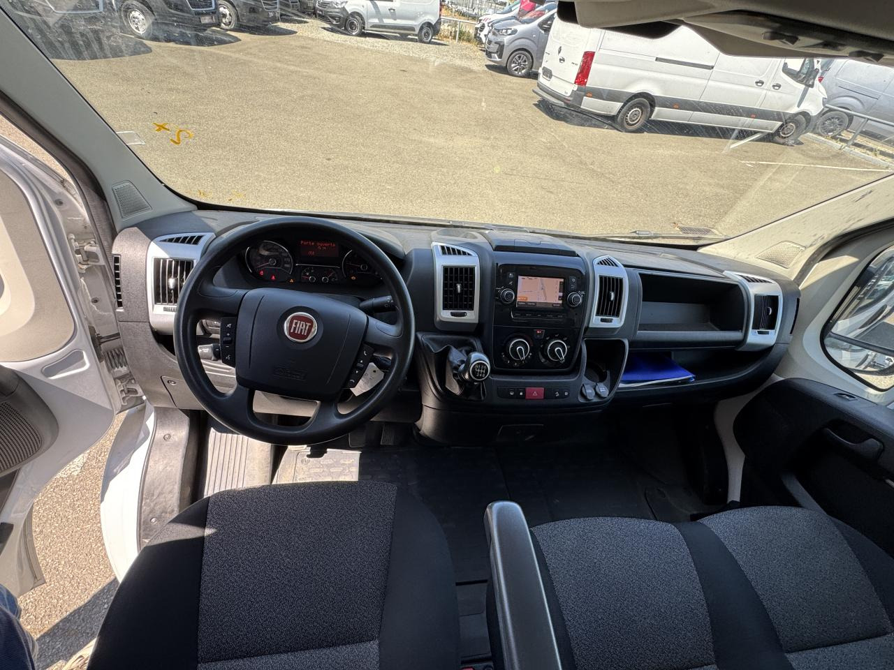 FIAT DUCATO 3T5 MAXI BENNE + COFFRE 2.3 JTD 160CH PACK PRO NAV - Tipper van: picture 3 FIAT DUCATO 3T5 MAXI BENNE + COFFRE 2.3 JTD 160CH PACK PRO NAV - Tipper van: picture 3