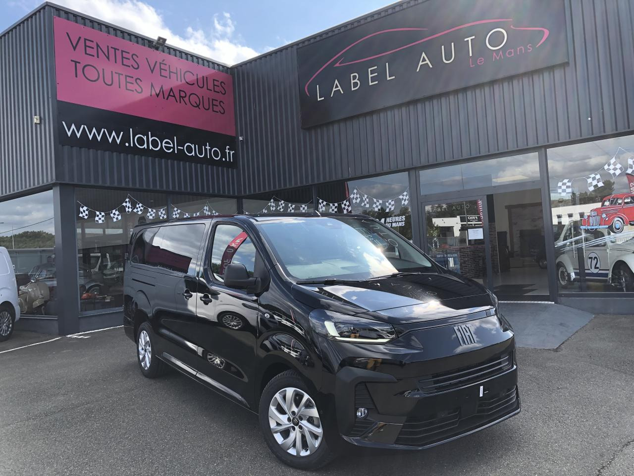 FIAT SCUDO XL 2.0 HDI 180CH EAT-8 CABINE APPROFONDIE 5 PLACES - Combi van: picture 2 FIAT SCUDO XL 2.0 HDI 180CH EAT-8 CABINE APPROFONDIE 5 PLACES - Combi van: picture 2