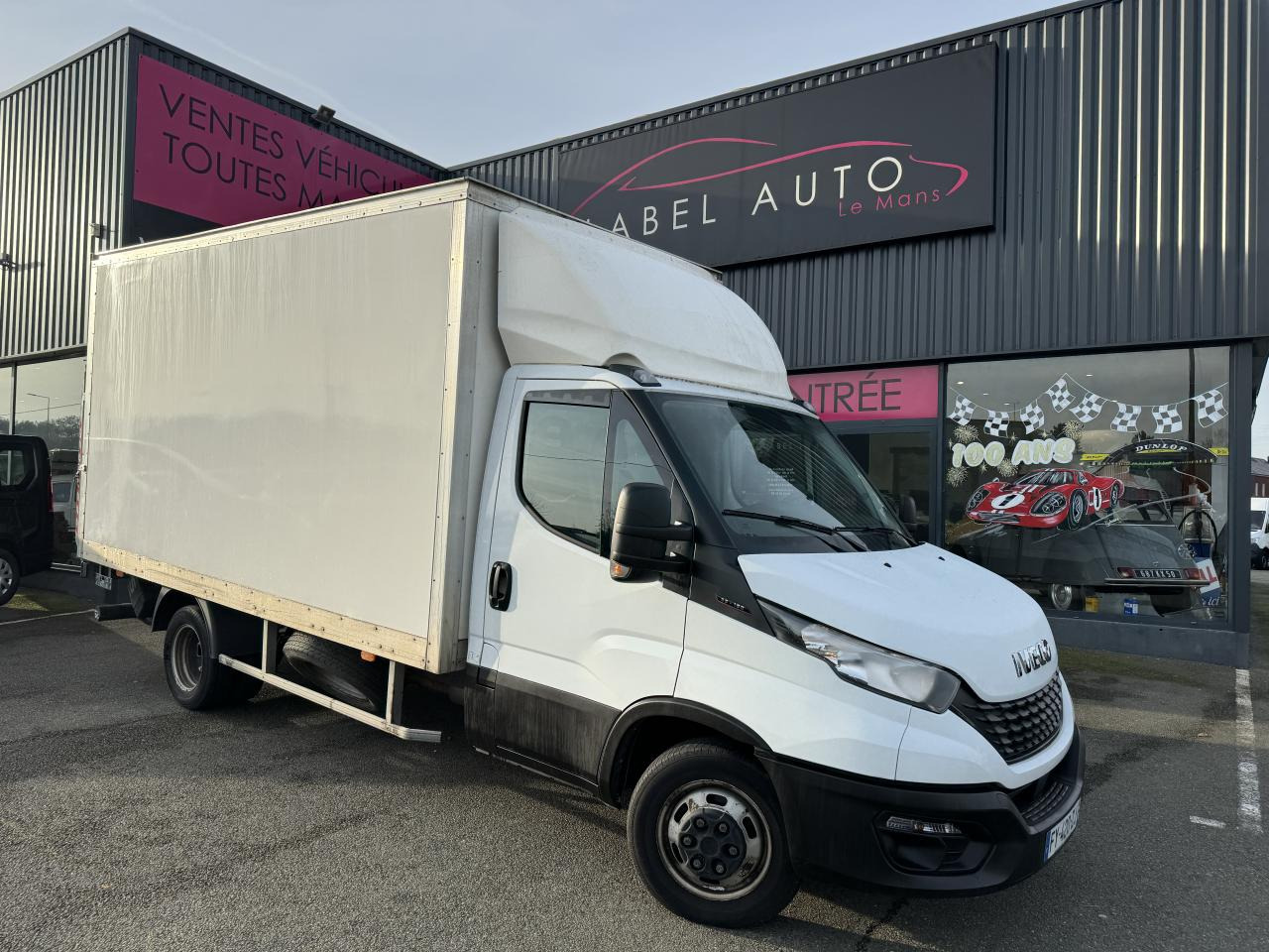 IVECO Daily 35C16 CAISSE HAYON 20M3 RJ 3.0L 160CH - Box van: picture 1 IVECO Daily 35C16 CAISSE HAYON 20M3 RJ 3.0L 160CH - Box van: picture 1