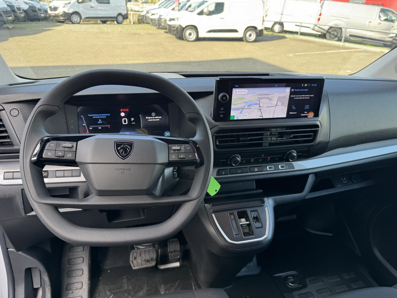 PEUGEOT Expert M 2.0 BlueHDi - 145 S&S - BV EAT8 III FOURGON Fourgon PHASE 2 - Panel van: picture 4 PEUGEOT Expert M 2.0 BlueHDi - 145 S&S - BV EAT8 III FOURGON Fourgon PHASE 2 - Panel van: picture 4